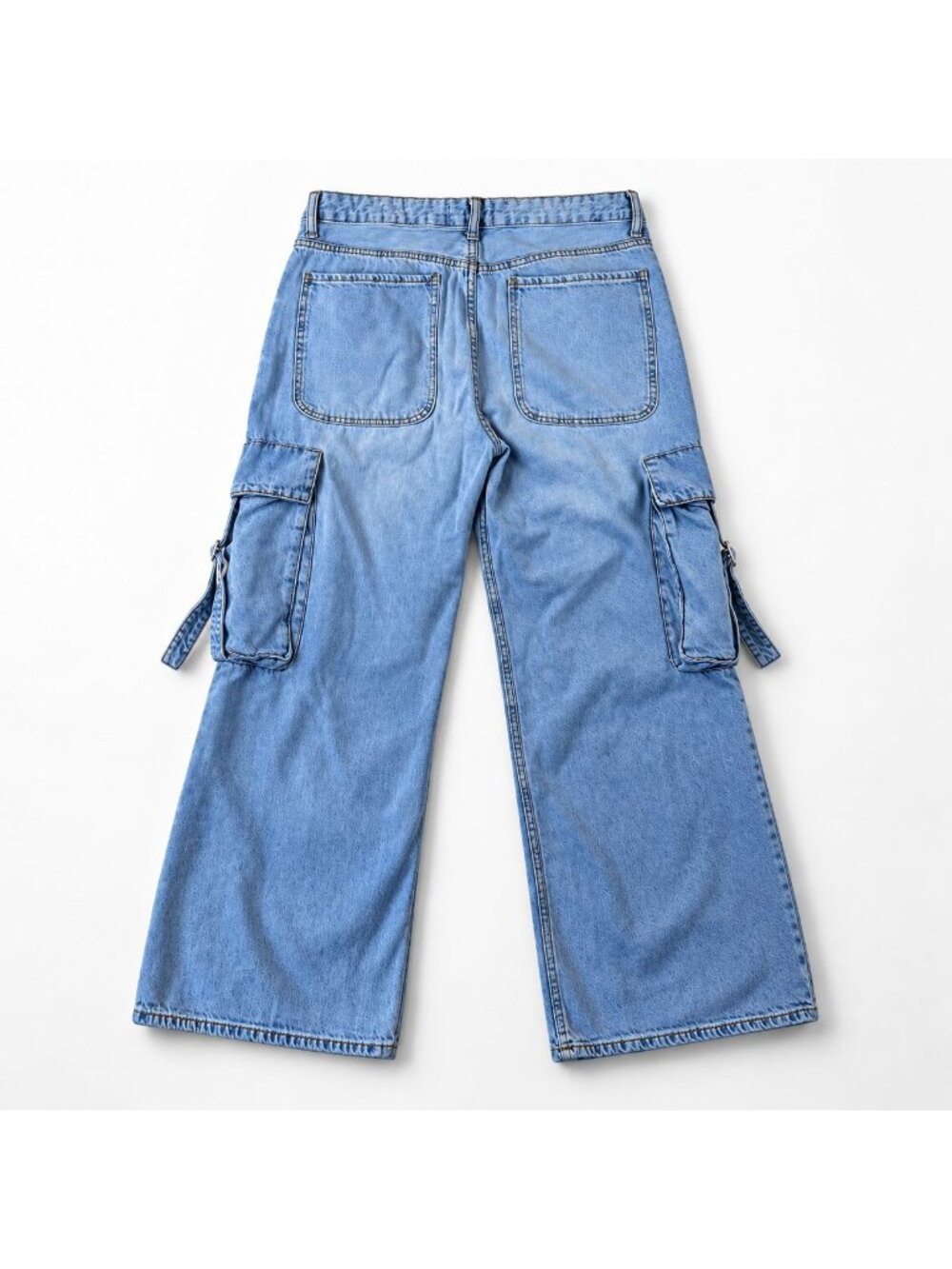 HK53 - S.O.N.G. Women’s 11/30 Light Wash Wide Leg Cargo Jeans Baggy Y2K Utility